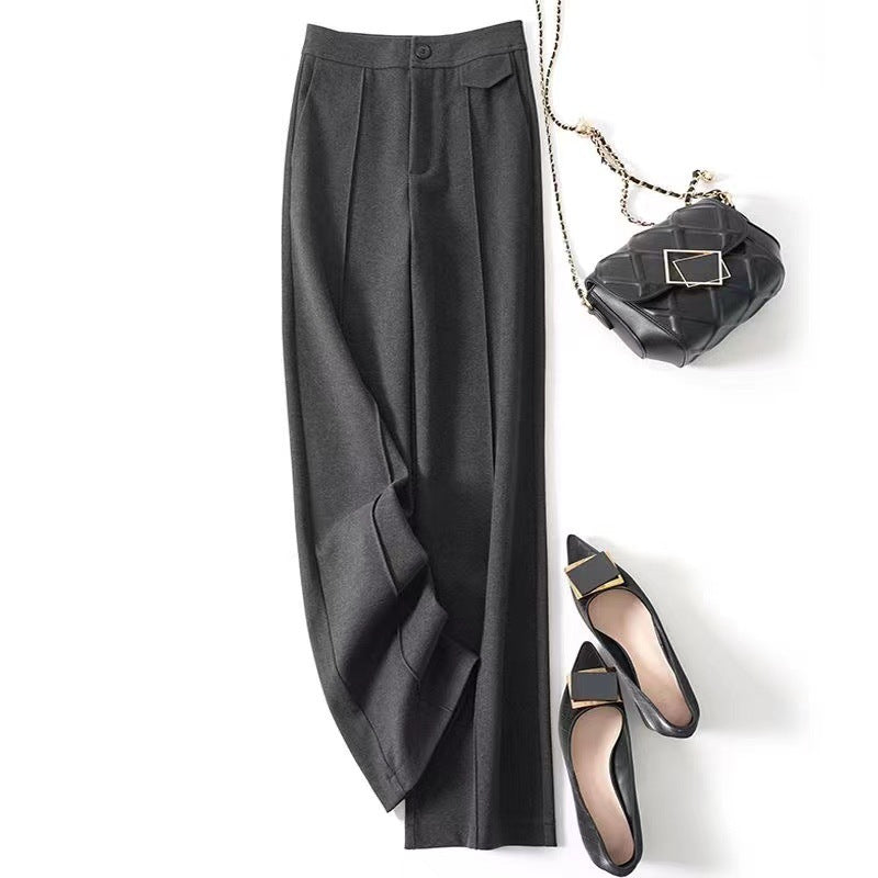 ELEGANTE HOSE MIT FALTENDETAILS – CHIC UND VIELSEITIG