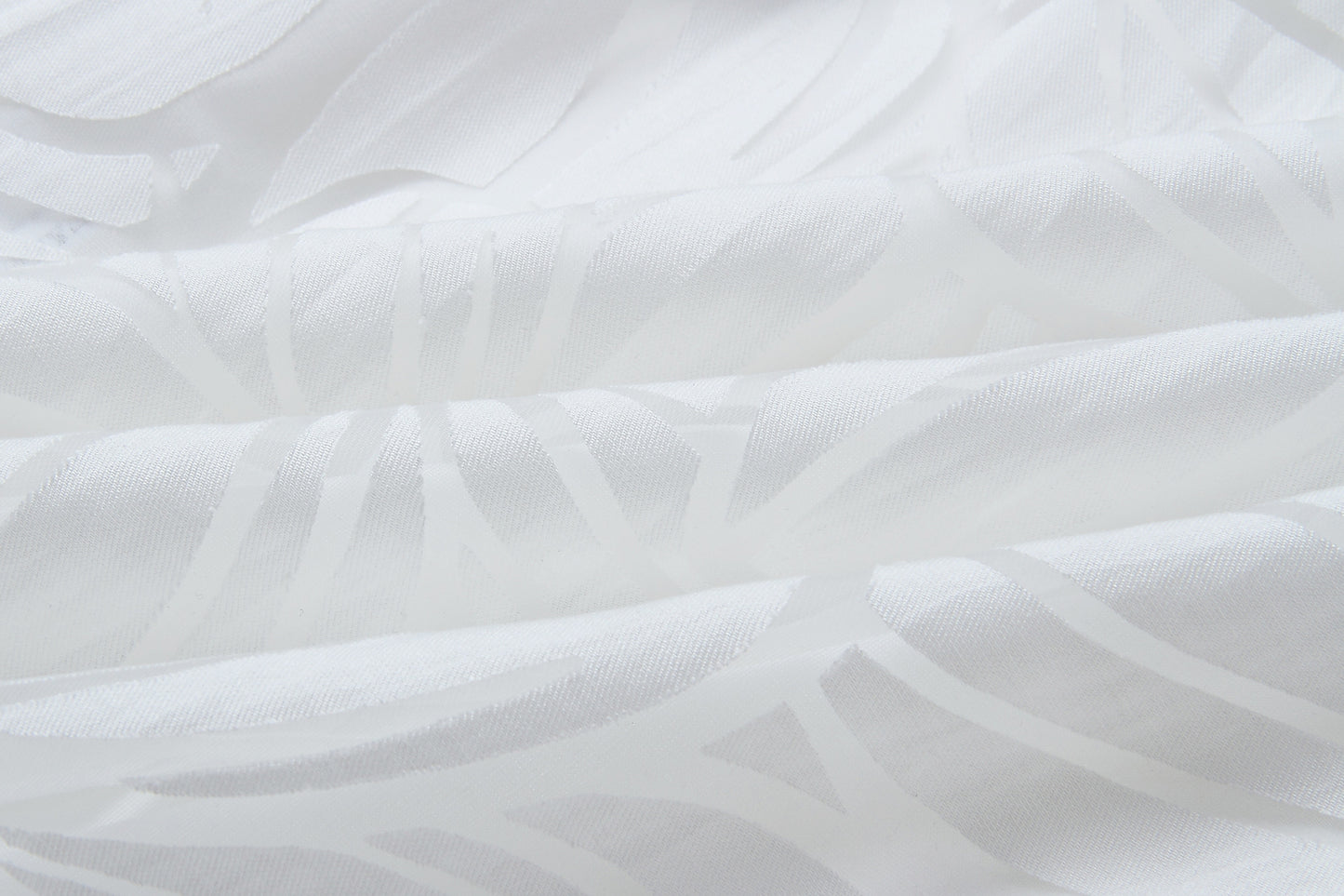 LUFTIGES SOMMERKLEID MIT FLORALEM MUSTER – FEMININ UND LEICHT