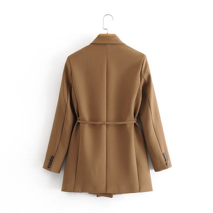 ELEGANTER BLAZER MIT GÜRTEL – KLASSISCH UND MODERN