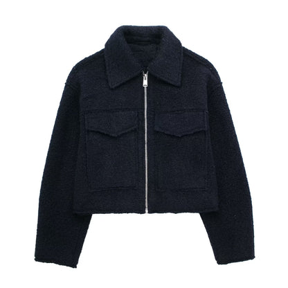 STYLISCHE JACKE MIT ZIPPER UND AUFGESETZTEN TASCHEN