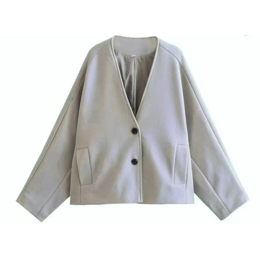 MINIMALISTISCHER BLAZER – EINFACHE ELEGANZ FÜR JEDEN TAG