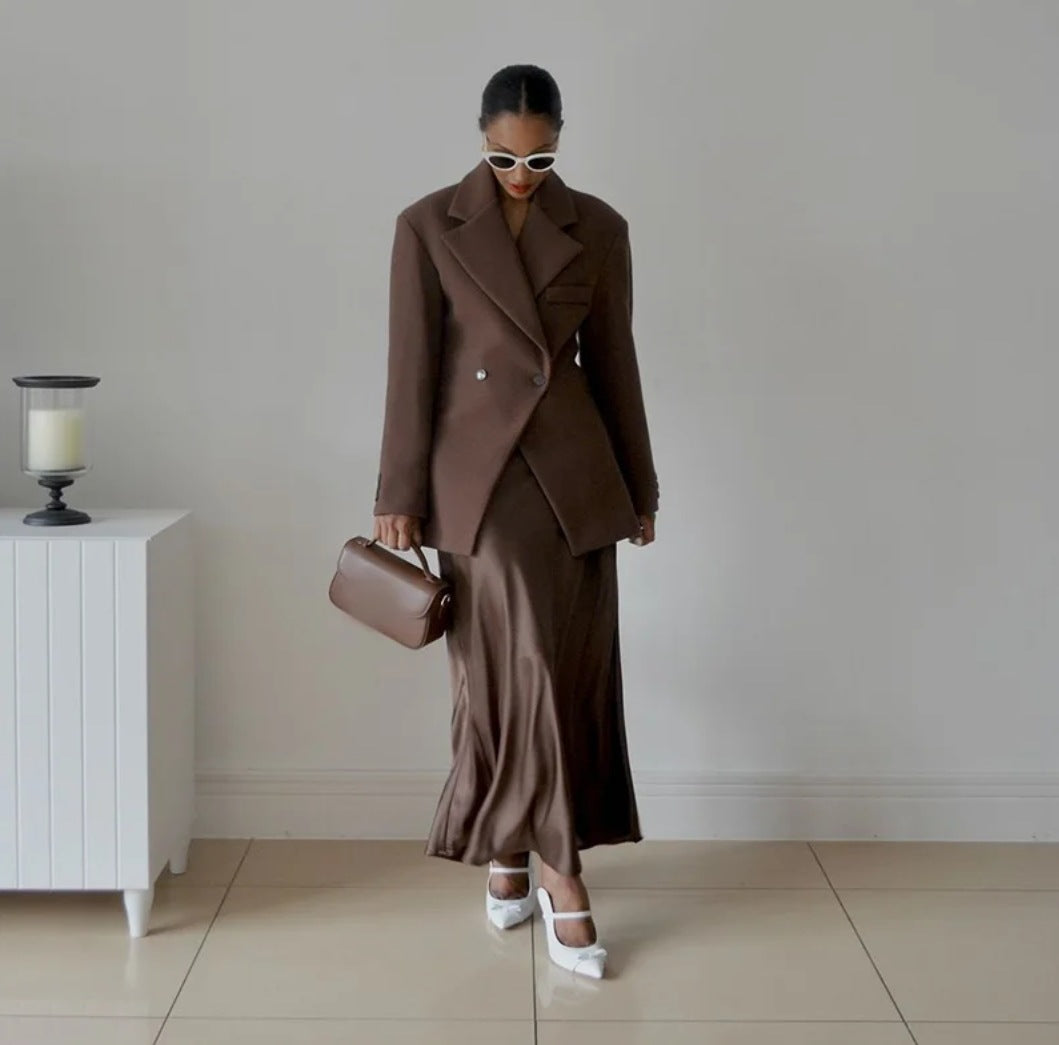 KLASSISCHER DOPPELREIHER-BLAZER – ELEGANZ FÜR JEDEN ANLASS