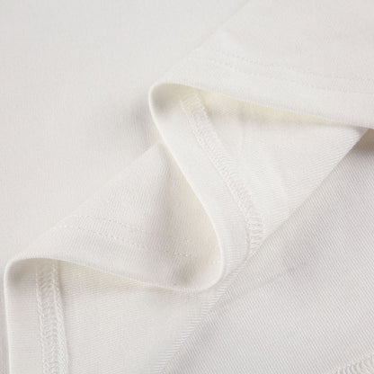 ASYMMETRISCHES OFF-SHOULDER-TOP – MODERNER UND FEMININER CHIC