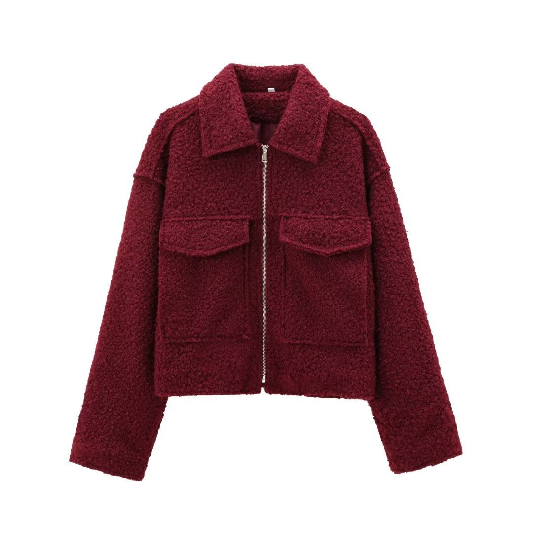 STYLISCHE JACKE MIT ZIPPER UND AUFGESETZTEN TASCHEN