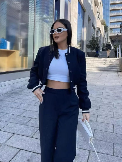 STYLISCHE BOMBERJACKE – SPORTLICHER CHIC MIT ELEGANTEM TOUCH