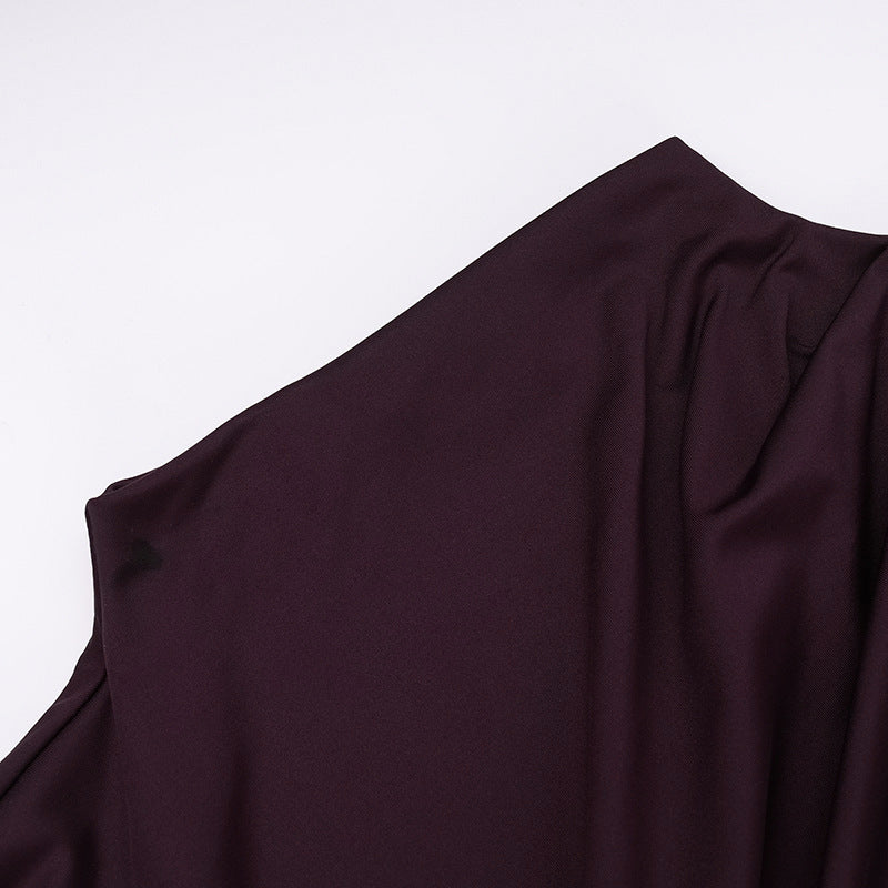 ELEGANTES MAXIKLEID MIT DRAPIERUNG – FEMININ UND ANMUTIG