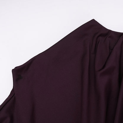 ELEGANTES MAXIKLEID MIT DRAPIERUNG – FEMININ UND ANMUTIG