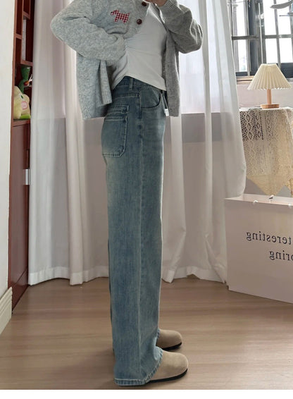KLASSISCHE JEANS MIT GERADER PASSFORM – VIELSEITIG UND ZEITLOS