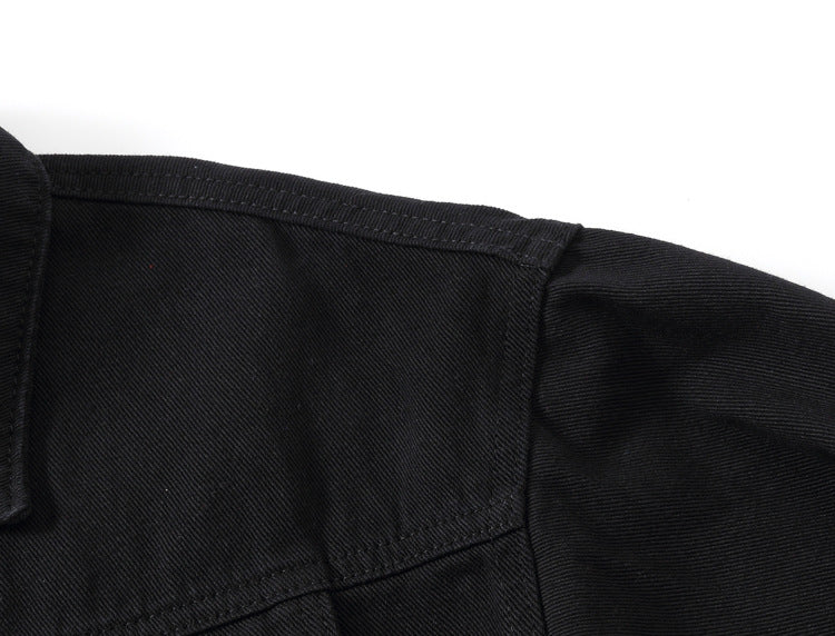 KLASSISCHE DENIM-JACKE MIT ZEITLOSEM SCHNITT – LÄSSIG UND VIELSEITIG