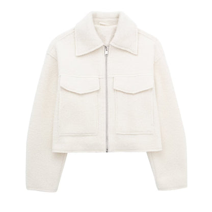 STYLISCHE JACKE MIT ZIPPER UND AUFGESETZTEN TASCHEN