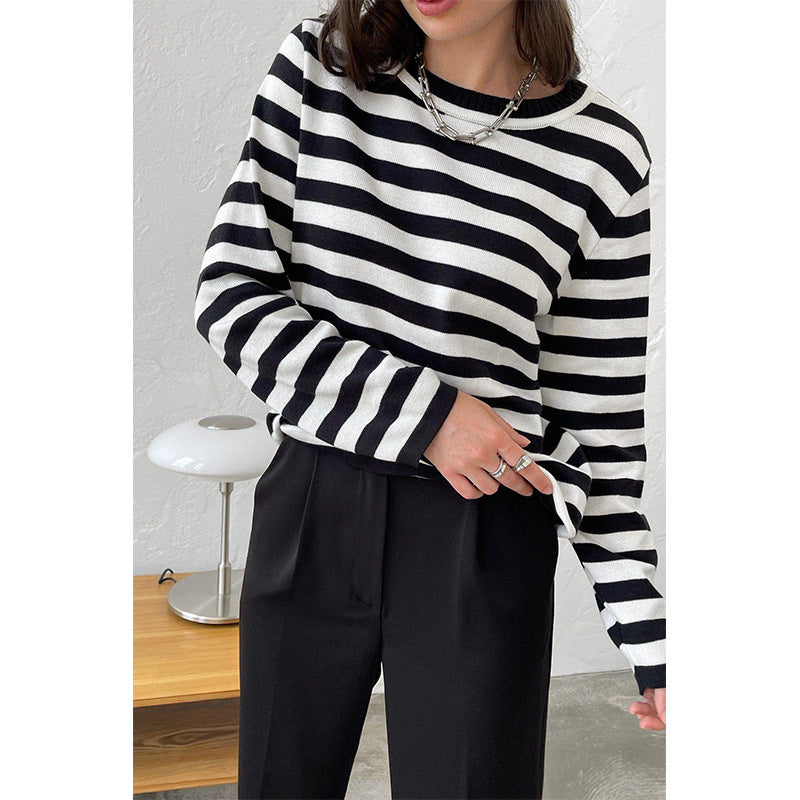 KLASSISCHER RINGELPULLOVER – MARITIMER STIL FÜR DEN ALLTAG