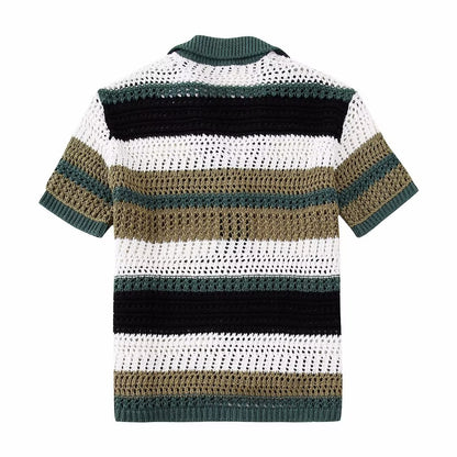 GEHÄKELTE STRICKJACKE – LUFTIGER STIL MIT VINTAGE-CHARME